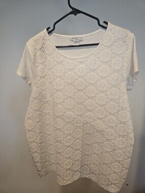Liz Claiborne White Lace Overlay Short Sleeve Top